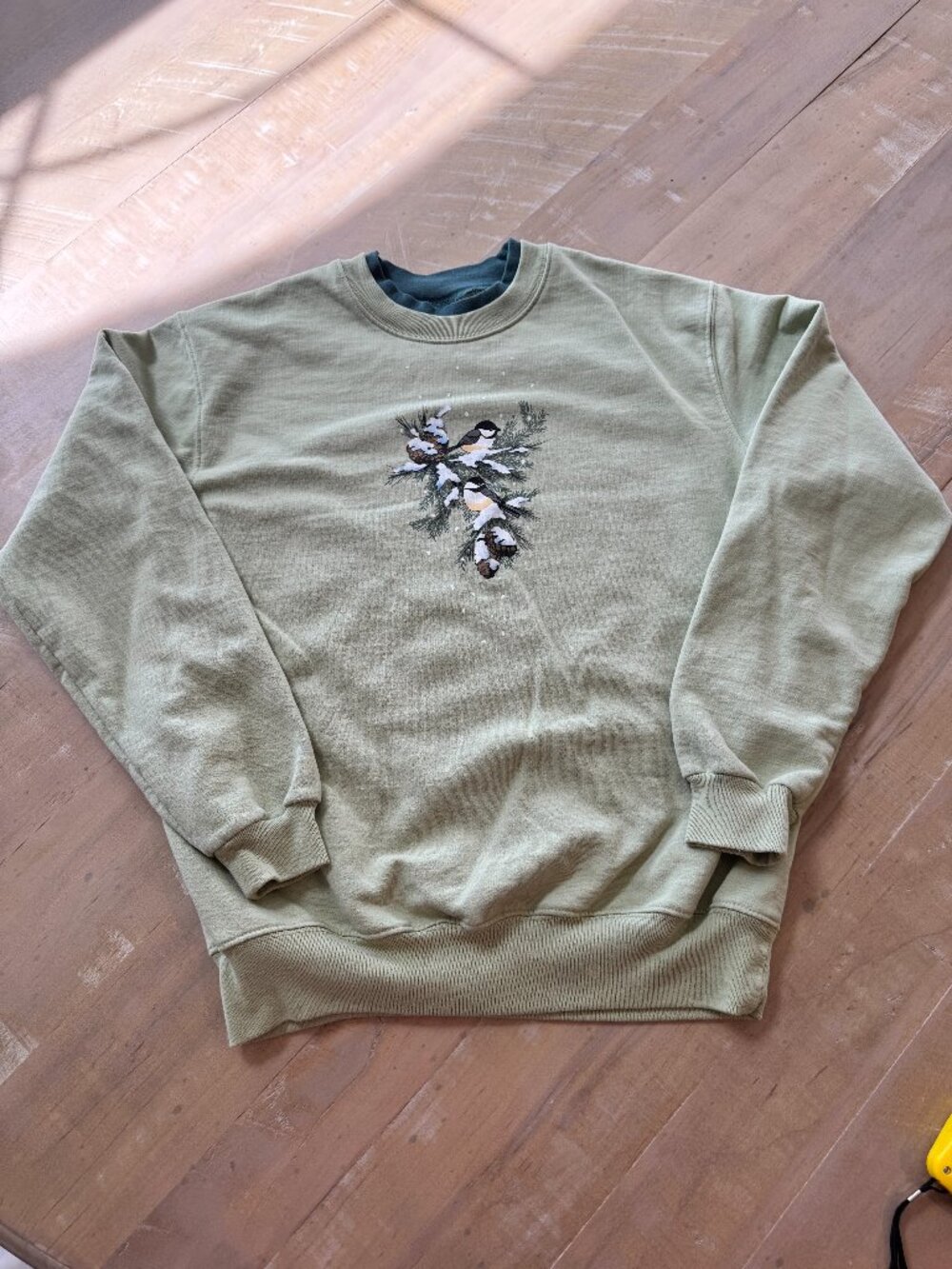 Vintage Embroidered Chickadee Winter Sweatshirt | Sage Green Crewneck